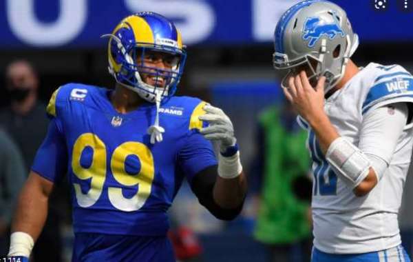 Aaron Donald und Matthew Stafford behandelten nach dem Sieg der Los Angeles Rams unterschiedlich