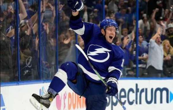 Ondřej Palát gör mål igen för Tampa Bay Lightning