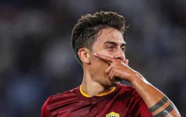 nogometni dresi As Roma Pot nogometne ekipe Roma do zmage